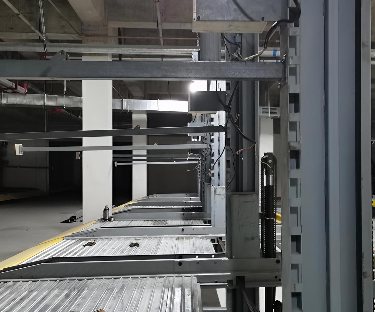 洛南立體車(chē)位租賃中室內(nèi)立體停車(chē)庫(kù)成本解析：多維度考量下的價(jià)格定位